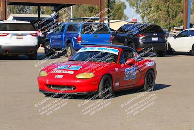 media/Oct-29-2022-CalClub SCCA (Sat) [[e05833b2e9]]/Around the Pits/